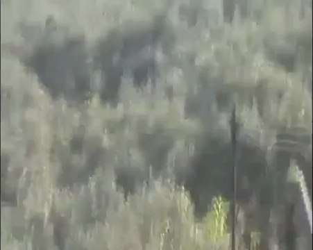 فري برس ادلب قصف المدينة من قبل ميليشيات الأسد 16 4 2012 Idlib