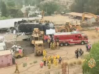 حادث تصادم بين قطارين في مدينة لوس انجليس الامريكية