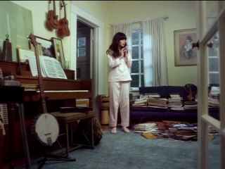 Zooey Deschanel iPhone 4S Siri commercial