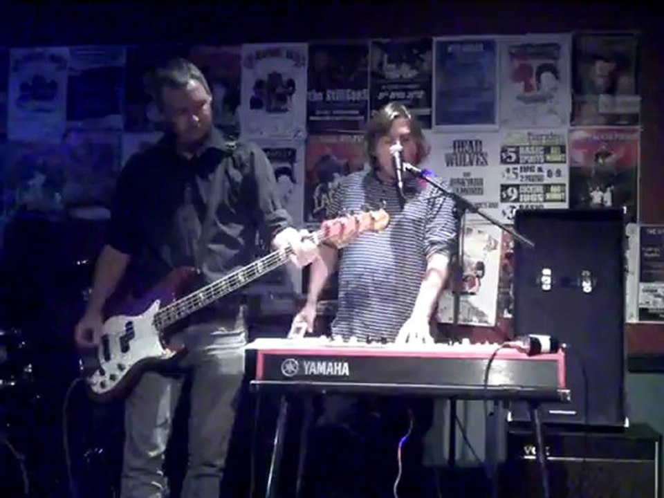 The Busymen - "Hang Up" (Ric's Cafe - March 24, 2012)