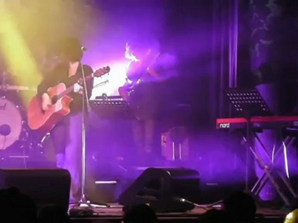 2012-04-13 35èmes rencontres d'Astaffort 8  superman romantique