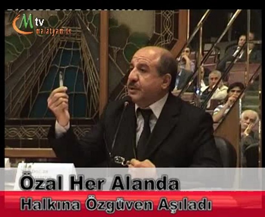 Özal Her Alanda Halkına Özgüven Aşıladı