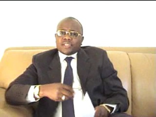 AUGUSTIN MUKAMBA JUSTIFIE  LA REVOLUTION SOCIALE  EN  RDCONGO 4