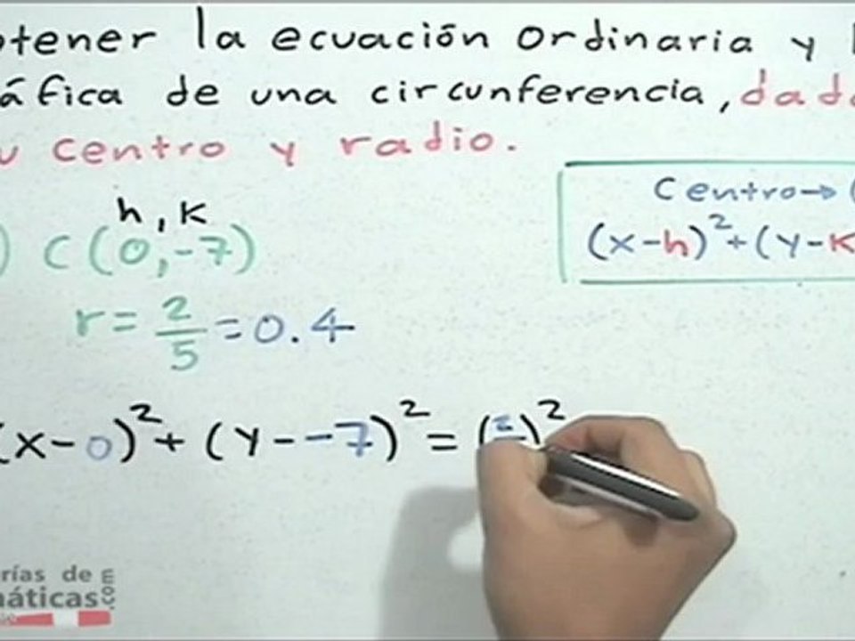 Obtener la ecuación ordinaria de una circunferencia dado su centro y radio - HD