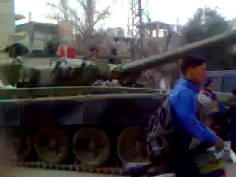 فري برس ريف دمشق حمورية إنتشار الدبابات والمدرعات17 4 2012 ج2 Damascus