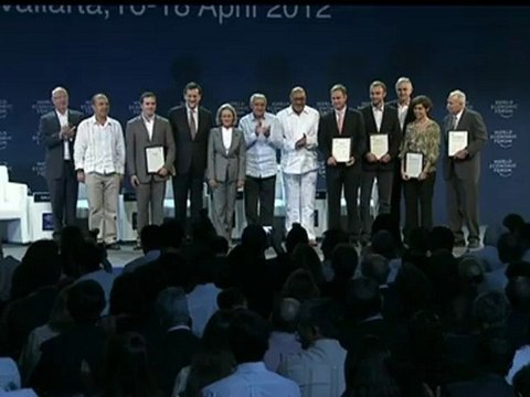 Rajoy anuncia ajustes en educación, sanidad y servicios sociales que serán aprobados en el Consejo de Ministros