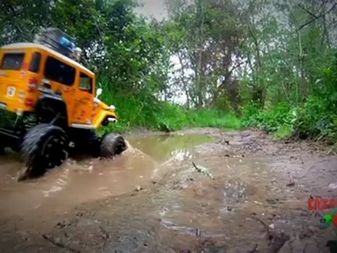 1/10 rc tamiya CR 01 bj40 trip