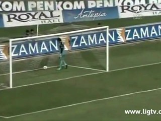 Marca en propia puerta desde el centro del campo