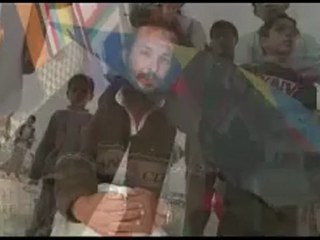 Afghanistan's kite runners paint the skies - 30 Oct 07