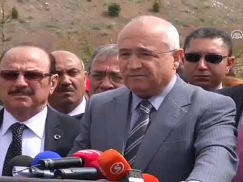 Çiçek soruları yanıtladı