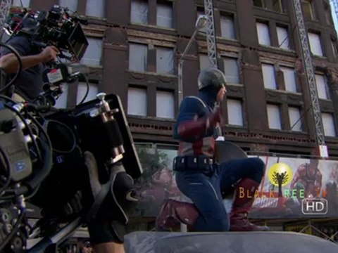 Chris Hemsworth and Chris Evans (Thor/Captain America) sit down for Avengers Interview