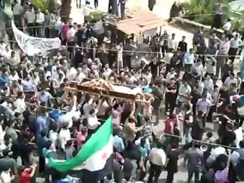 فري برس ريف دمشق دوما تشيع الشهيد راما سعدا 18 4 2012 Damascus