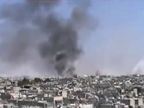 فري برس حمص الخالدية قصف عنيف جدا بالصواريخ والهاون هااااااااام 18 4 2012 Homs