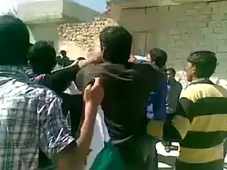 فري برس حلب منبج خروج مظاهرة اثناء تشيع المجند رامي الاحمد 17 4 2012 Aleppo