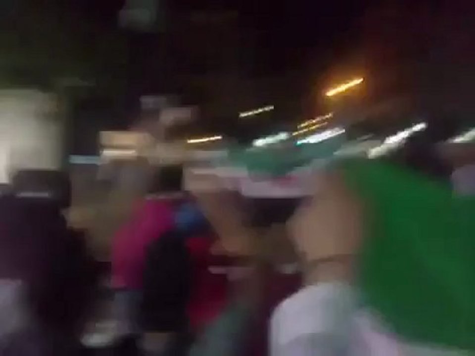 فري برس حلب سيف الدولة مسائية رائعة من جامع زينو 17 4 2012 Aleppo