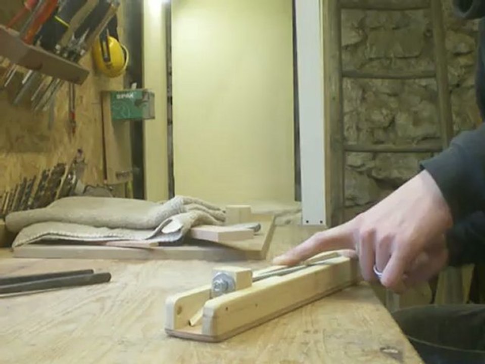 Kenzo Lutherie - Soutiens chevalet pour collage