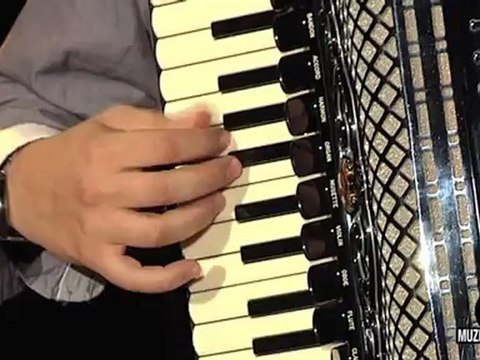 10 years Muziekpublique | Dimos Vougioukas (accordion): Nostalgia