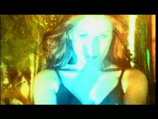 Nilüfer   " KİM ARAR  SENİ"