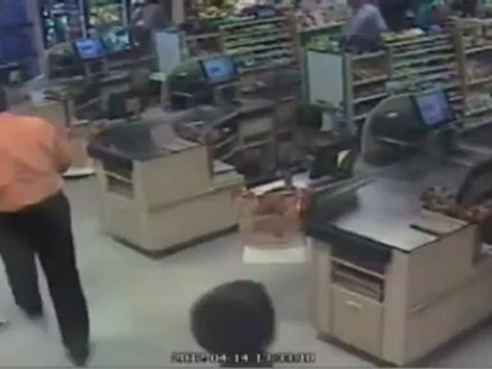 Car crashes into Publix in Palm Coast, Florida