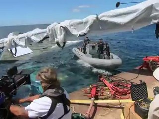 Battleship Featurette 1 (Transporting the crew at Sea)