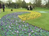 Olympic flower display marks 100 days til London 2012