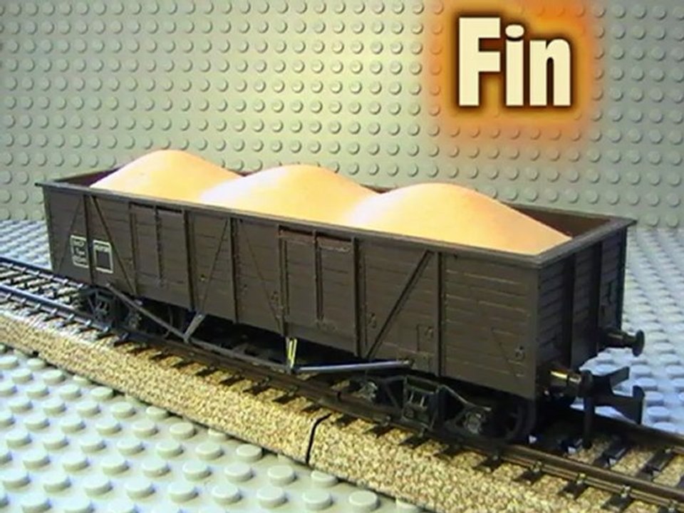 Train miniature Moulinsard II hornby acho vidéo 4