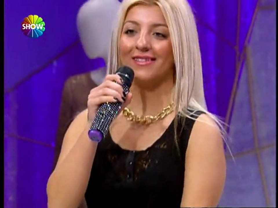 Gamze Özgültekin - jüri önünde