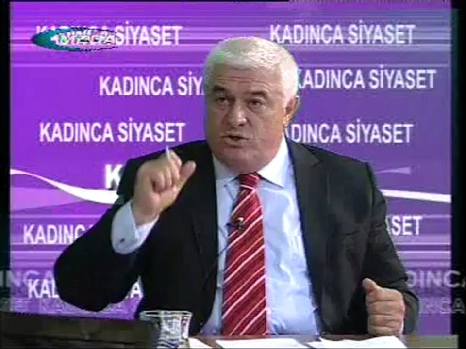 naciye ile siyaset