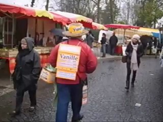 Le marché de Pessac  un trésor de personnalisés