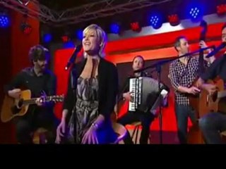 Helene Fischer  - Manchmal kommt die Liebe einfach so  - In Live  -