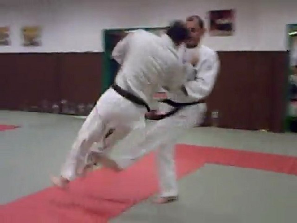 Educatif Fulvio (Okuri ashi barai)