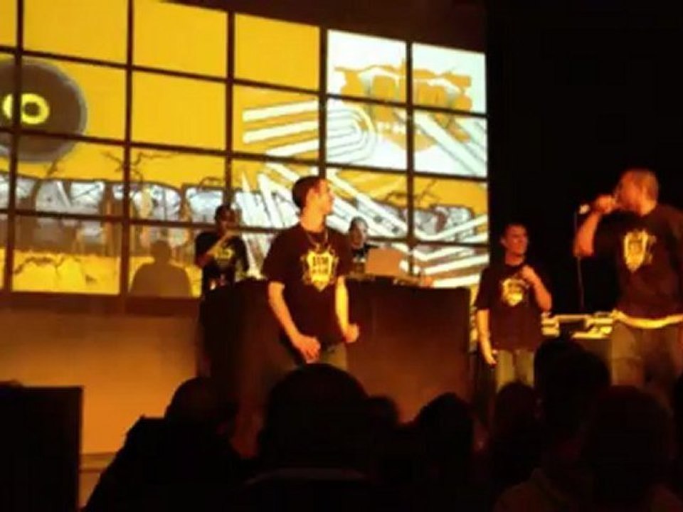 DIKY THE KID bimbam prod  CONCERT INGLOURIOUS BASTARDZ  SALLE ERNEST RENAN TOULOUSE LE 7.4.2012( part 2 )