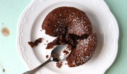 How to Make Molten Chocolate Cakes