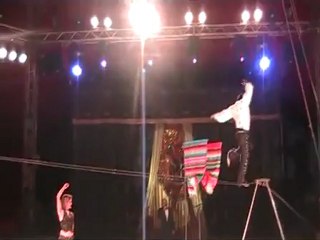 OSWALDO RAMOS-kube-presents Art agency Valentino