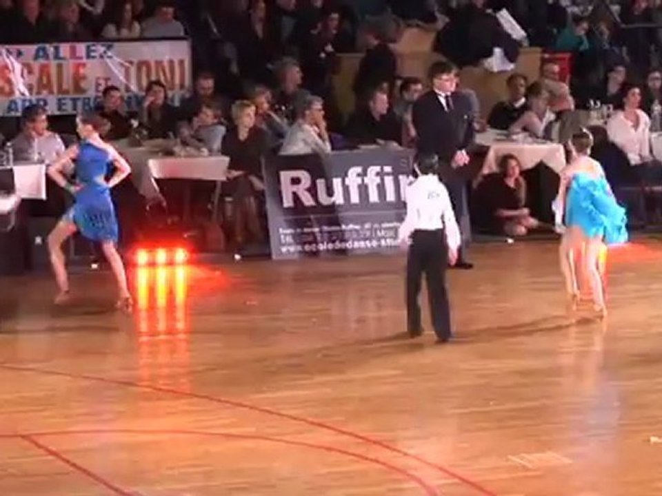 CHampionnat de France 2012: Danses Latines Finale Junior1