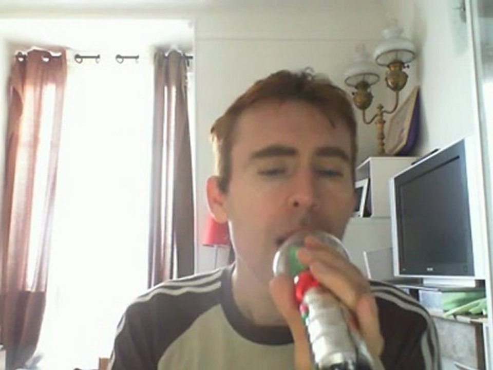 Wiwi égratigne "i believe in you (je crois en toi)" d'Il Divo & Céline Dion