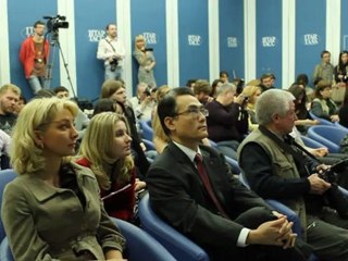 Пресс-конференция, посвященная эстафете донорства LG в рамках проекта “Поезд инноваций и добрых дел”