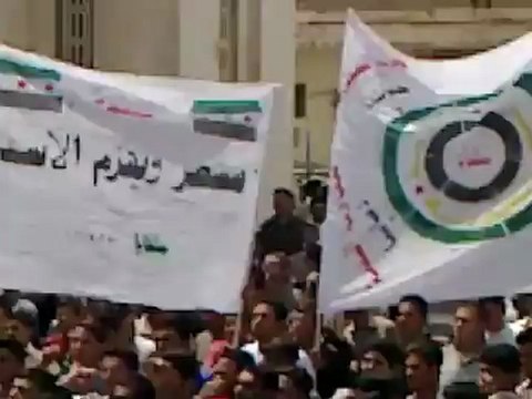 فري برس ريف حماة المحتل حلفايا جمعة سننتصر ويهزم الأسد 20 4 2012 Hama