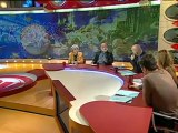 TV3 - Divendres - Els economistes Arcadi Oliveres i Miren Etxezarreta a 'Divendres' (Part 1)