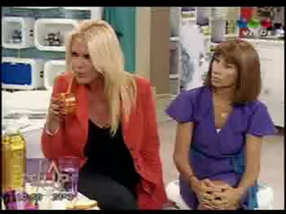 Pronto.com.ar Nazarena se reencontró con Flor de la V 1