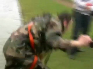 faux seau à l'élastique Régis M