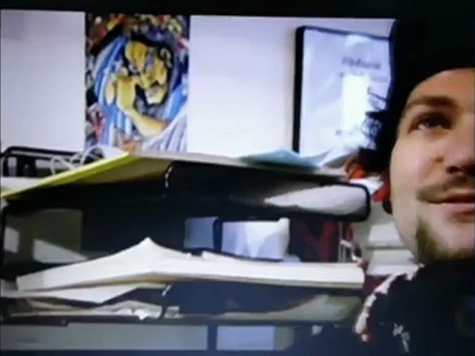 Bam Gets A 'Dr. J' Tattoo