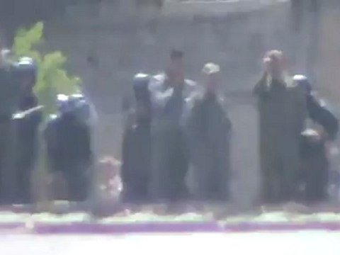 فري برس دمشق مظاهرة حي برزة جمعة سننتصر ويهزم الاسد20 4 2012 ج3 Damascus