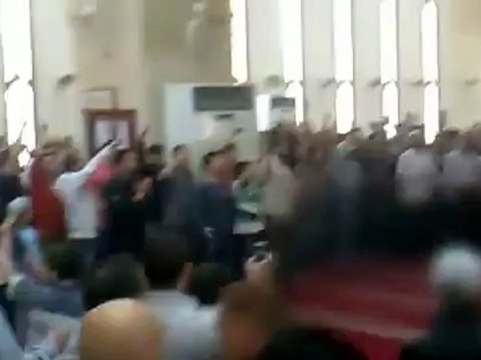 فري برس دمشق مظاهرة جامع زين العابدين في حي الميدان الدمشقي 20 4 2012 Damascus