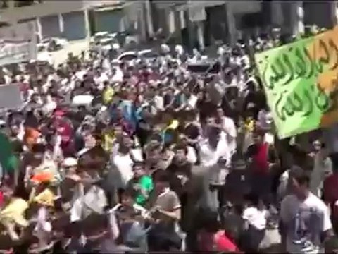 فري برس ادلب بنش مظاهرة جمعة سننتصر ويهزم الاسد 20 4 2012 ج2 Idlib