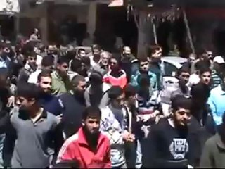 Télécharger la video: فري برس ريف دمشق مظاهرة أحرار مضايا في جمعة سننتصر ويُهزم الأسد 20 4 2012 ج1 Damascus