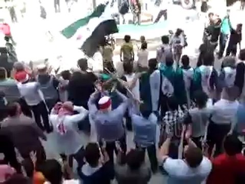 فري برس ريف دمشق التل مالنا غيرك يا الله ساحة البيدر 20 4 2012 Damascus