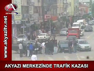 Akyazı Merkezinde Trafik Kazası