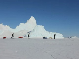 Nordic skiing on sea-ice