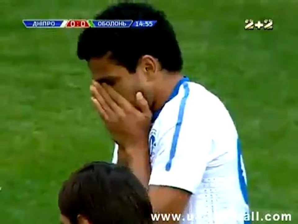 Une horrible blessure d'un gardien en Ukraine